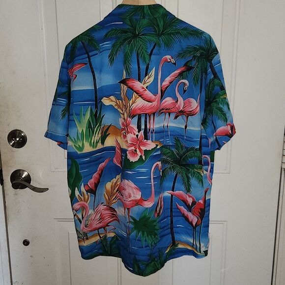 Big Foot Flamingos Hawaiian Aloha Shirt M - Picture 2 of 4